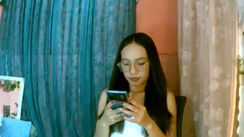 Freya online show from November 22, 10:57 am