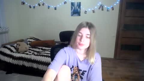 callmesweett online show from June 9, 10:53 pm