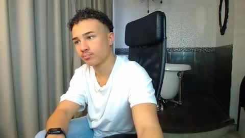 CallumPike online show from November 7, 12:18 pm