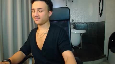 CallumPike online show from November 6, 12:08 pm