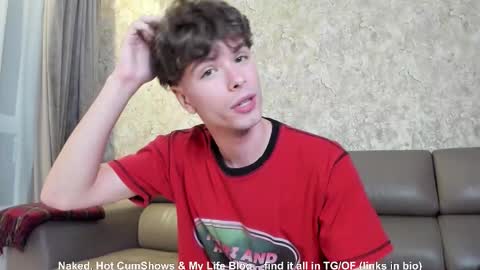 Hey I am Calvin  online show from September 17, 6:22 pm