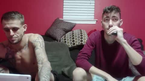 Snapshot of calvin_tanner chatting on December 25, 6:31 am calvin_tanner online show from December 25, 6:31 am
