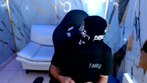 cam_xman online show from June 6, 1:17 pm