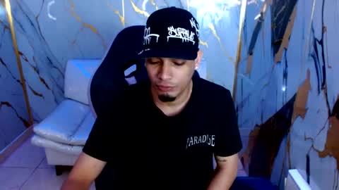 cam_xman online show from June 12, 12:15 pm