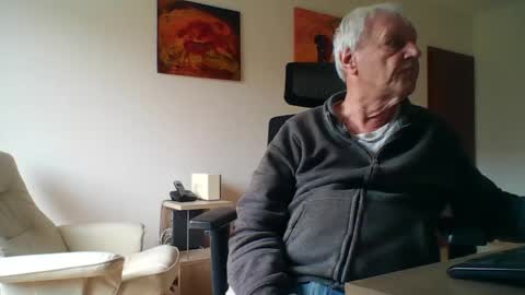 camcologne online show from March 11, 10:07 am