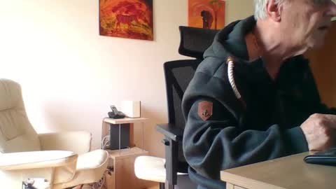 camcologne online show from March 13, 8:50 am