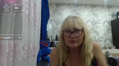 CamDiva1 online show from November 27, 2:36 pm