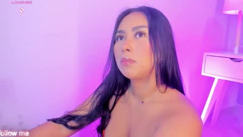 Camelia Smith online show from November 14, 4:47 am