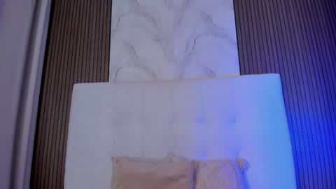 cami_adamss online show from August 1, 11:56 am