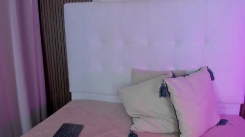 cami_adamss online show from July 27, 11:51 am