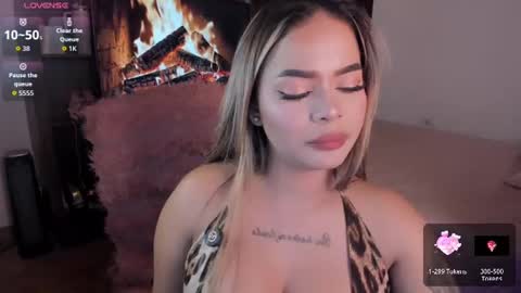 Snapshot of camijhonss chatting on October 4, 5:16 am camijhonss online show from October 4, 5:16 am