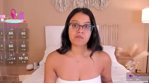 camila_bustamante_ online show from July 17, 2:52 pm