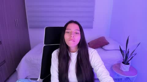  C A M I  online show from February 25, 2:15 am