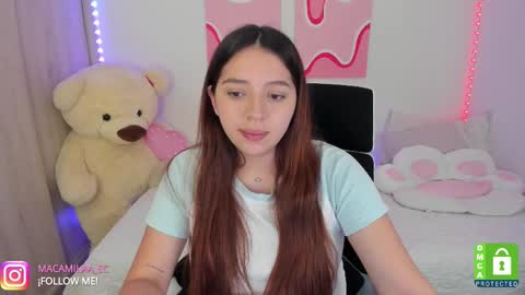  C A M I  online show from March 8, 10:56 pm