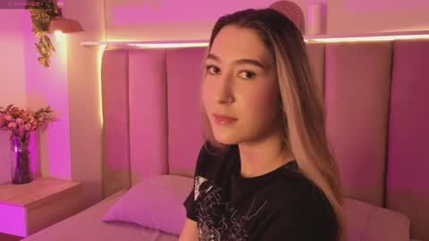 Camila online show from April 15, 7:38 pm