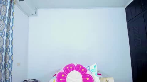 camilaa foxxx online show from November 4, 6:31 pm