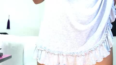 cami online show from February 5, 8:45 pm