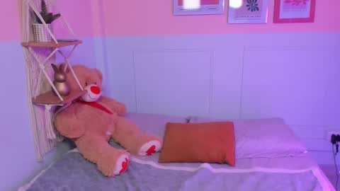 Camila  online show from February 12, 5:00 am