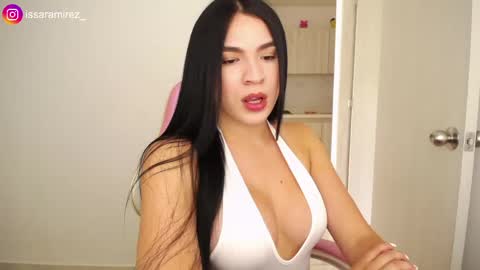 X IGcamiryan01 online show from April 18, 8:42 pm