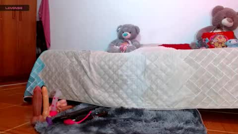 Camila online show from March 28, 3:35 pm