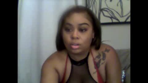 camiliaskye online show from November 19, 5:07 am