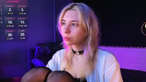 Camilla online show from August 4, 5:58 am