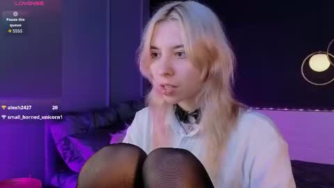 Camilla online show from August 2, 2:30 pm