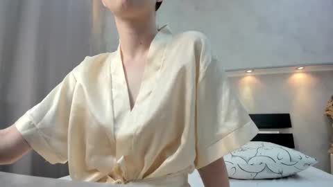 Camilla online show from November 6, 1:08 am