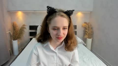 Camilla online show from October 12, 1:53 am