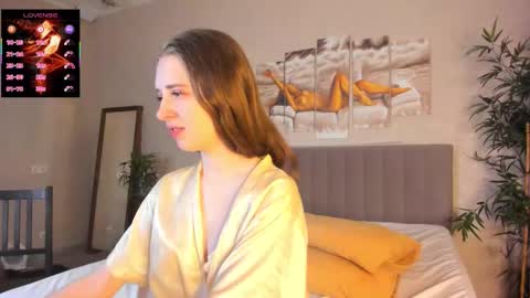 Camilla online show from March 13, 1:20 am