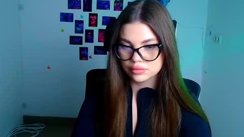 Camilla online show from November 28, 12:23 pm