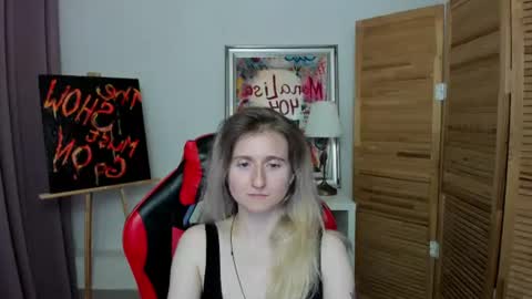 camilladreamer online show from July 14, 12:03 am