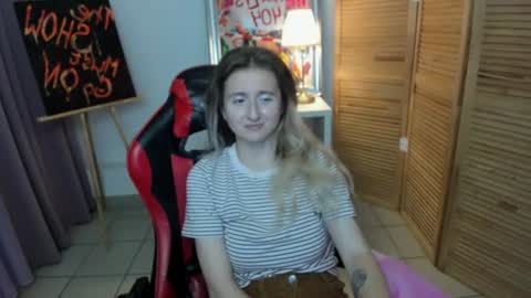 camilladreamer online show from August 6, 12:08 am
