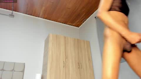 Camille online show from May 19, 1:56 am