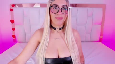 Camille online show from April 9, 12:33 pm