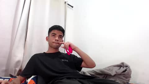 camillo_beischel_ online show from September 16, 8:12 pm