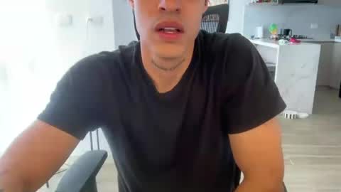 camilo online show from July 2, 3:17 pm