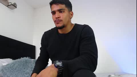 camilo_contre21 online show from November 10, 6:54 pm