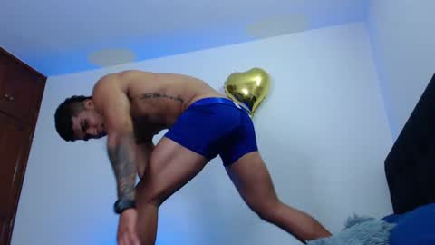 camilo_contre21 online show from June 13, 10:09 pm