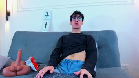 Camilo online show from December 14, 3:13 am