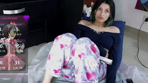 Cami  online show from April 13, 3:33 am