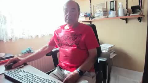 Snapshot of cammee chatting on September 15, 8:38 am Cammee online show from September 15, 8:38 am