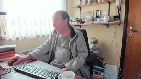 Snapshot of cammee chatting on January 8, 11:32 am Cammee online show from January 8, 11:32 am