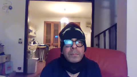 Snapshot of camomilla72 chatting on March 3, 3:43 pm Cristian online show from March 3, 3:43 pm