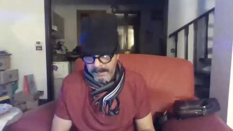 Snapshot of camomilla72 chatting on September 20, 9:12 am Cristian online show from September 20, 9:12 am