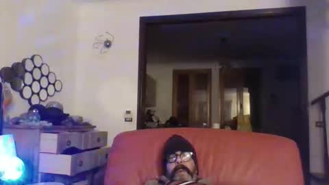 Snapshot of camomilla72 chatting on October 21, 2:32 pm Cristian online show from October 21, 2:32 pm
