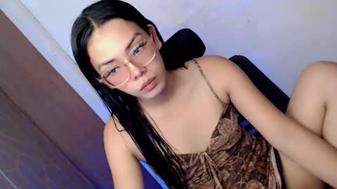 Candi online show from June 8, 3:51 am