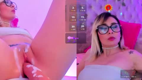 Snapshot of candiegilson__ chatting on September 30, 4:50 pm Candie online show from September 30, 4:50 pm
