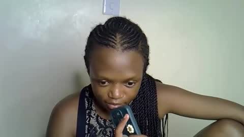 candiemaya online show from March 21, 2:33 pm