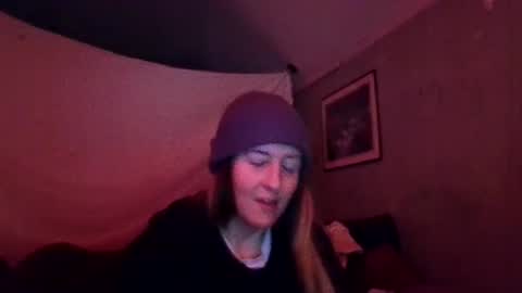 Candi online show from November 25, 3:44 pm